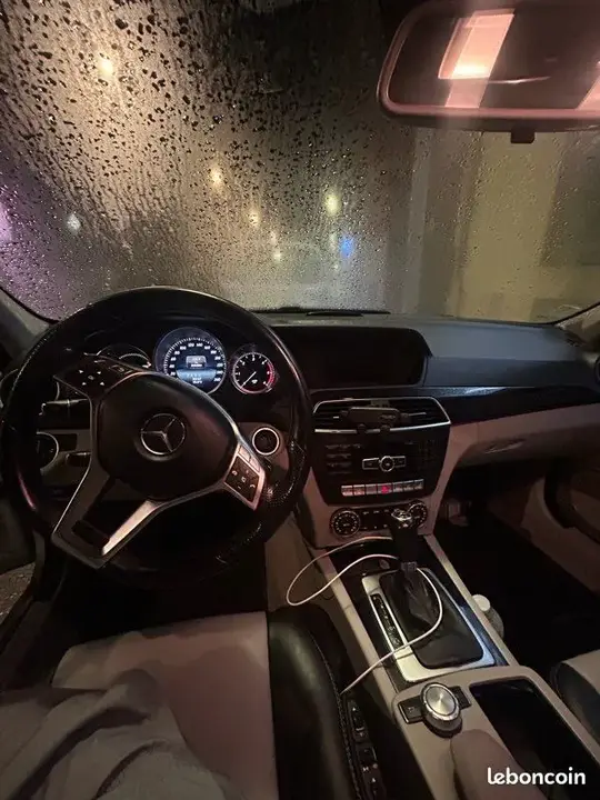 Mercedes-Benz C-Class 2014 photo 3