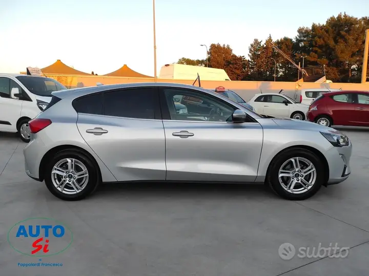 Ford Focus 2021 photo 4