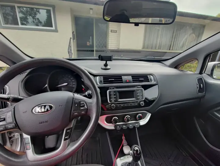 Kia Rio 2017 photo 5