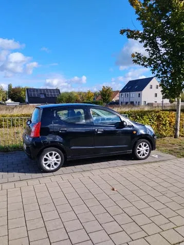 Nissan Pixo