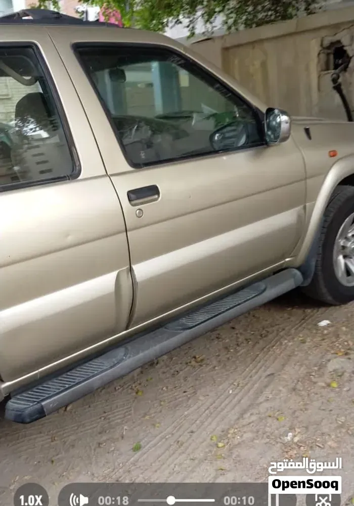 Nissan Pathfinder 2002 photo 4
