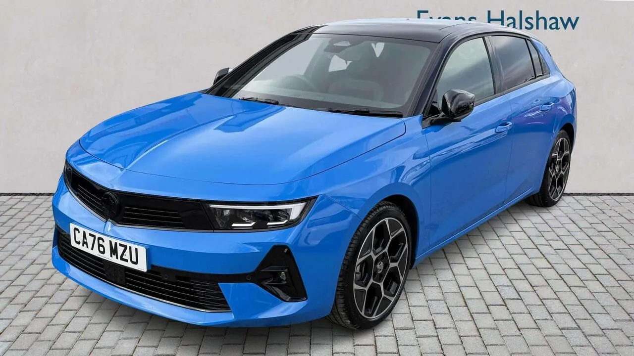 Vauxhall Astra 2022 photo 3