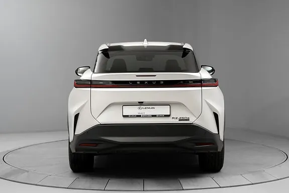 Lexus Rz450E 2023 photo 3