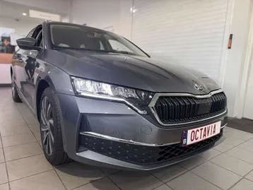 Skoda Octavia photo 2