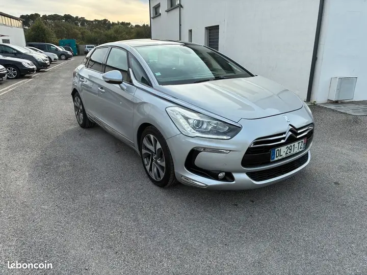 Citroen Ds5 2013 photo 2