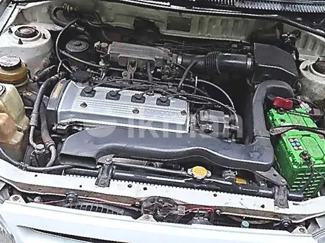 Toyota Starlet 1995 photo 5