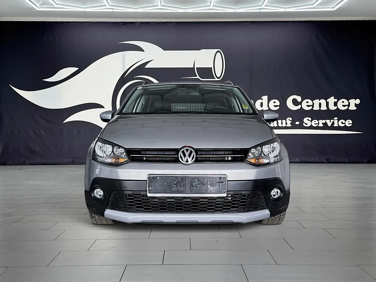 Volkswagen Polo 2012 photo 2
