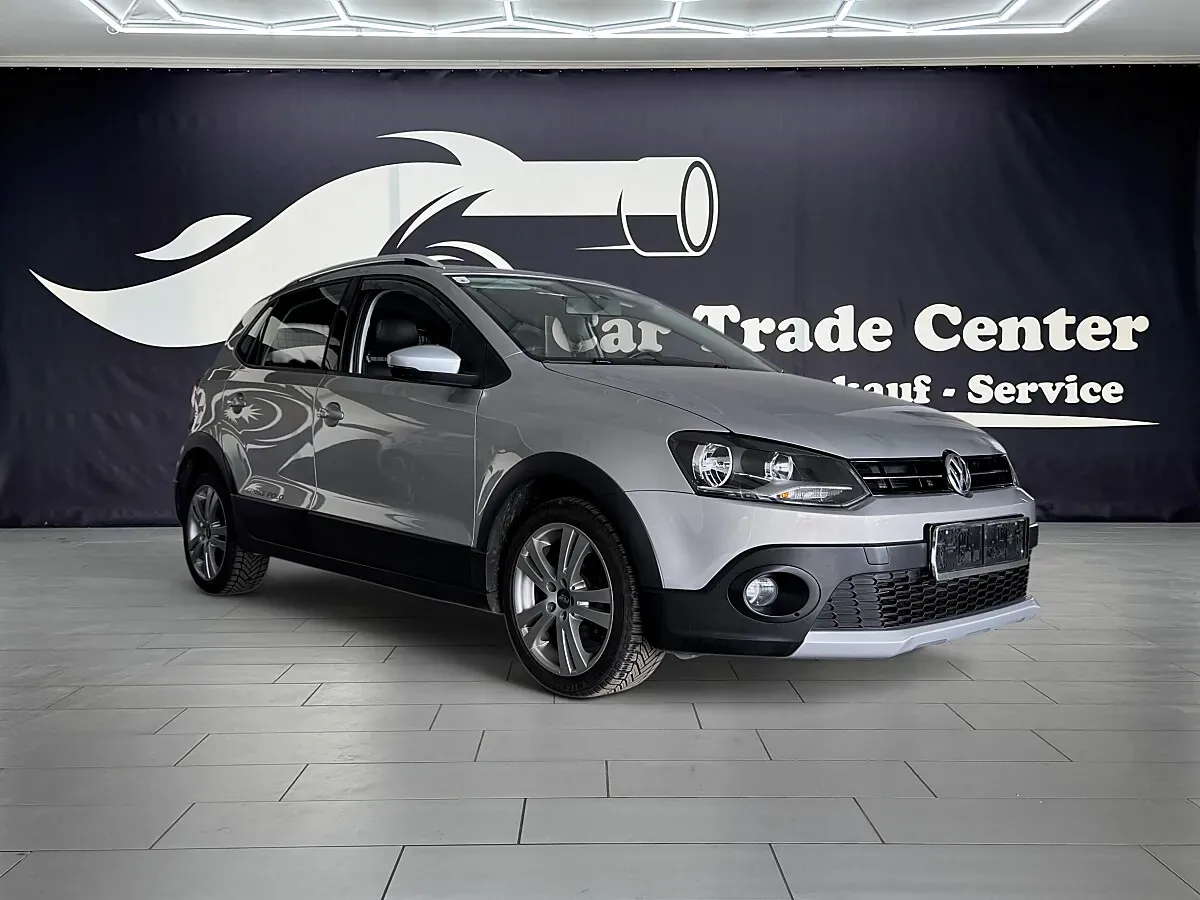 Volkswagen Polo 2012 photo 3