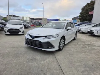 Toyota Camry 2022 photo 2
