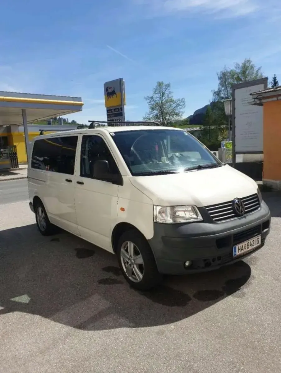 Volkswagen T5 2007 photo 2