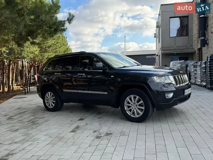 Jeep Grand Cherokee 2012 photo 5