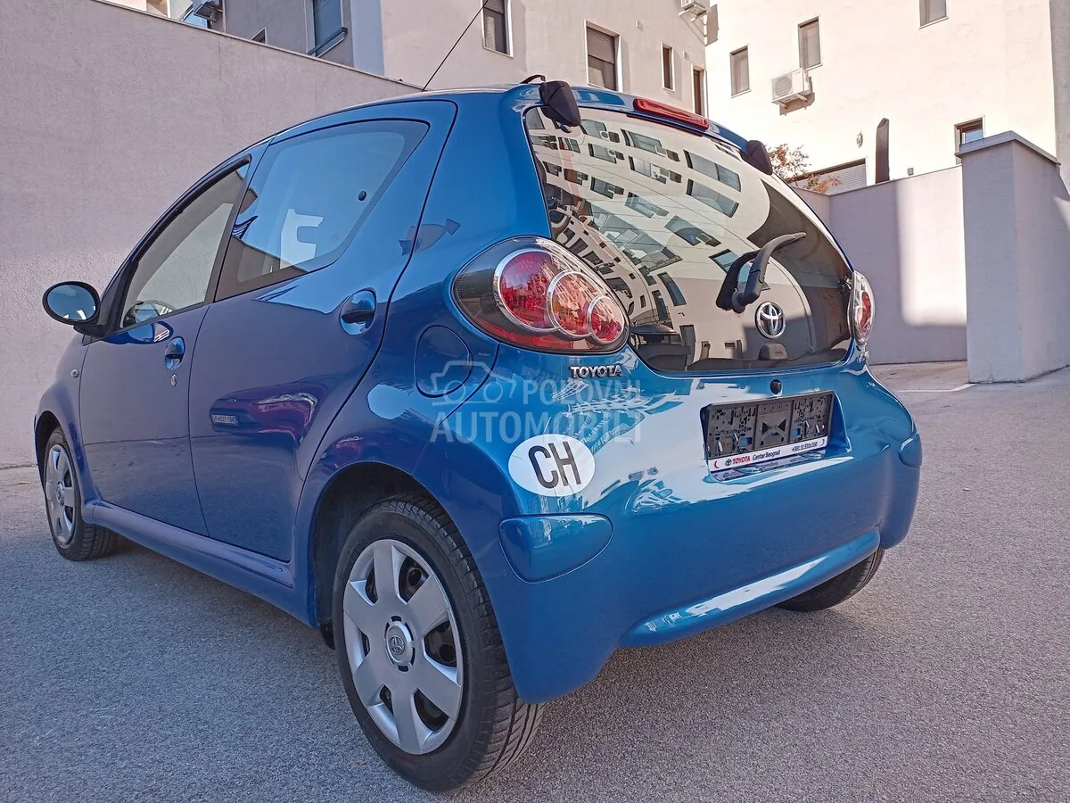 Toyota Aygo 2011 photo 5