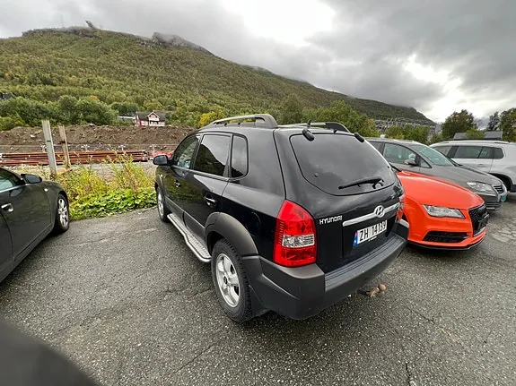 Hyundai Tucson 2005 photo 3