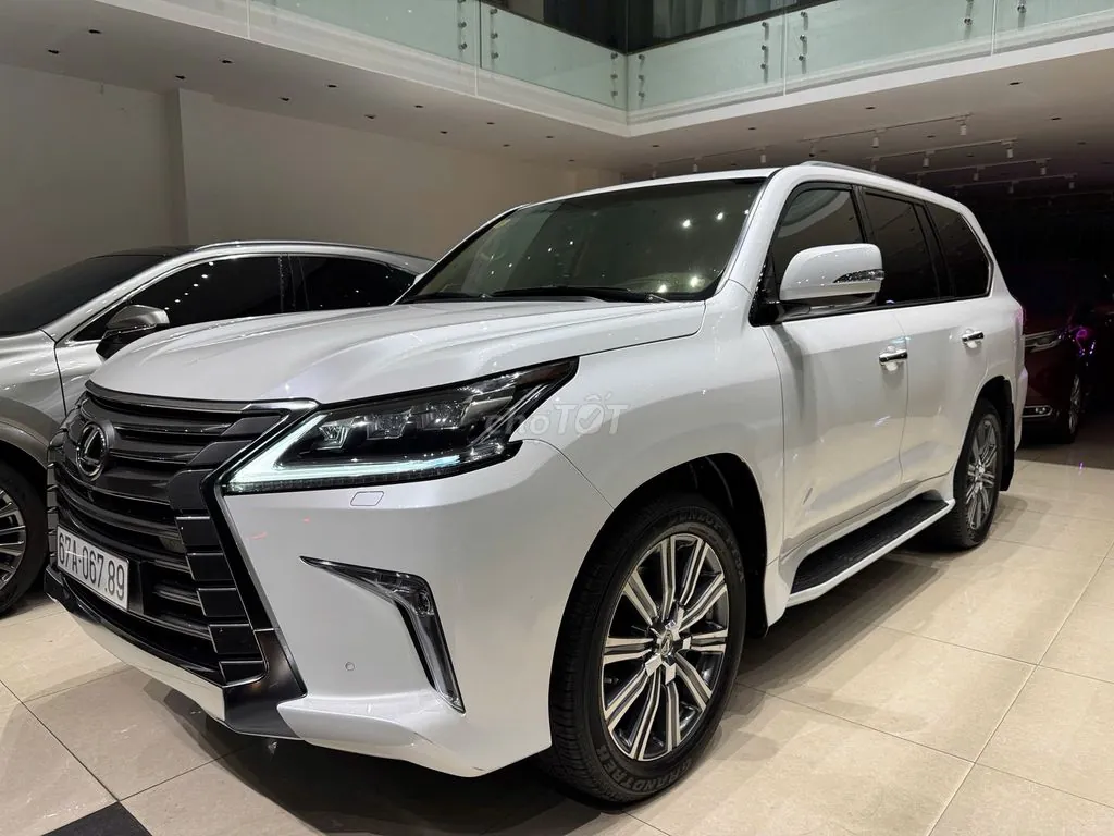 Lexus Lx 2018 photo 2