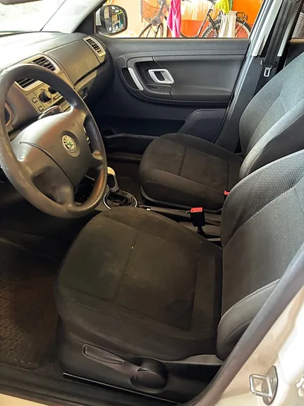 Skoda Fabia 2009 photo 3