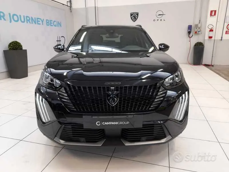 Peugeot 2008 2023 photo 2