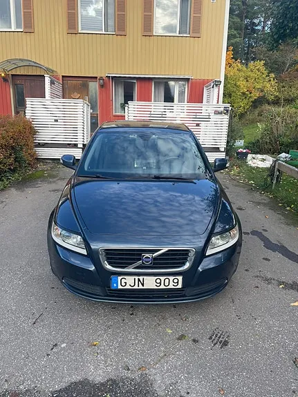 Volvo S40 2008 photo 2