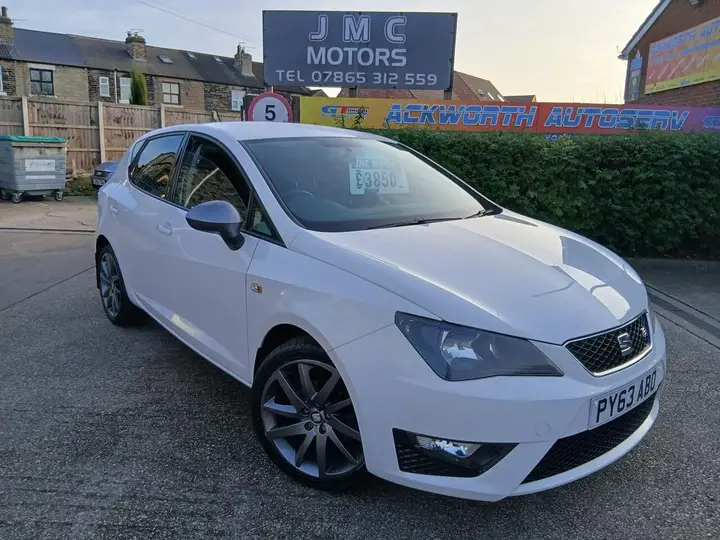 Seat Ibiza 2014 photo 3
