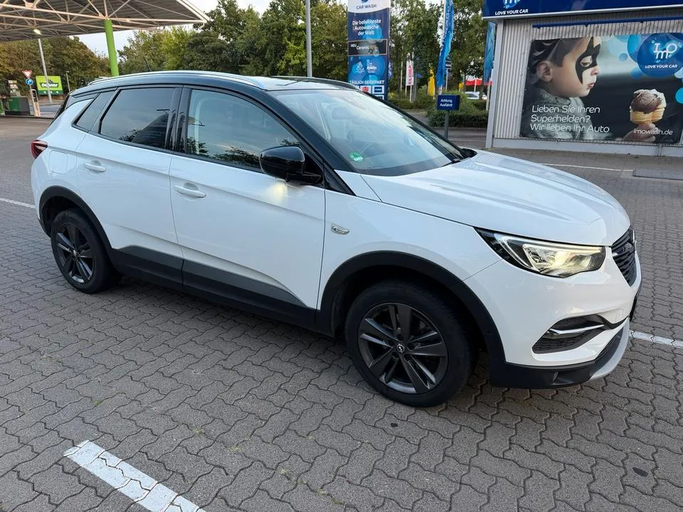 Opel Grandland