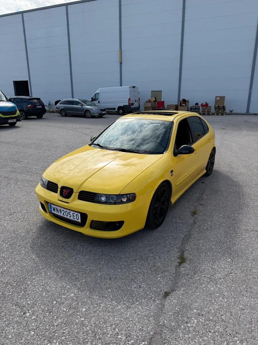 Seat Leon 2003 photo 2