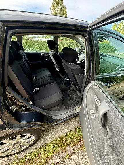 Suzuki Liana 2005 photo 5