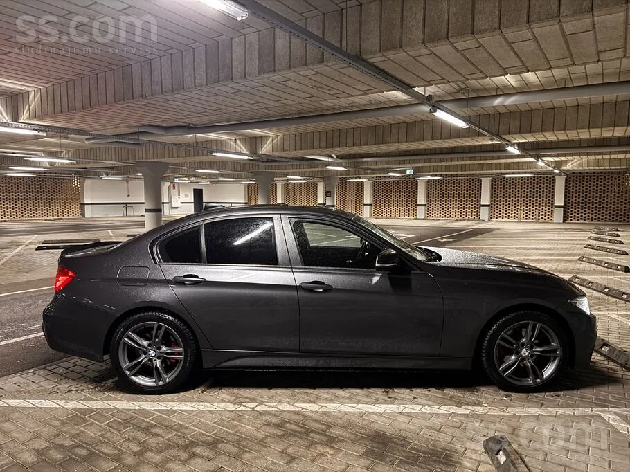 BMW 320 2012 photo 5