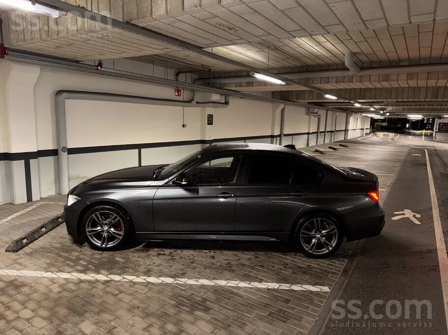 BMW 320 2012 photo 4