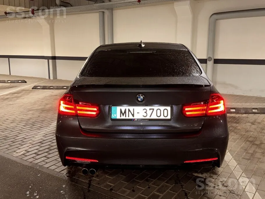 BMW 320 2012 photo 2