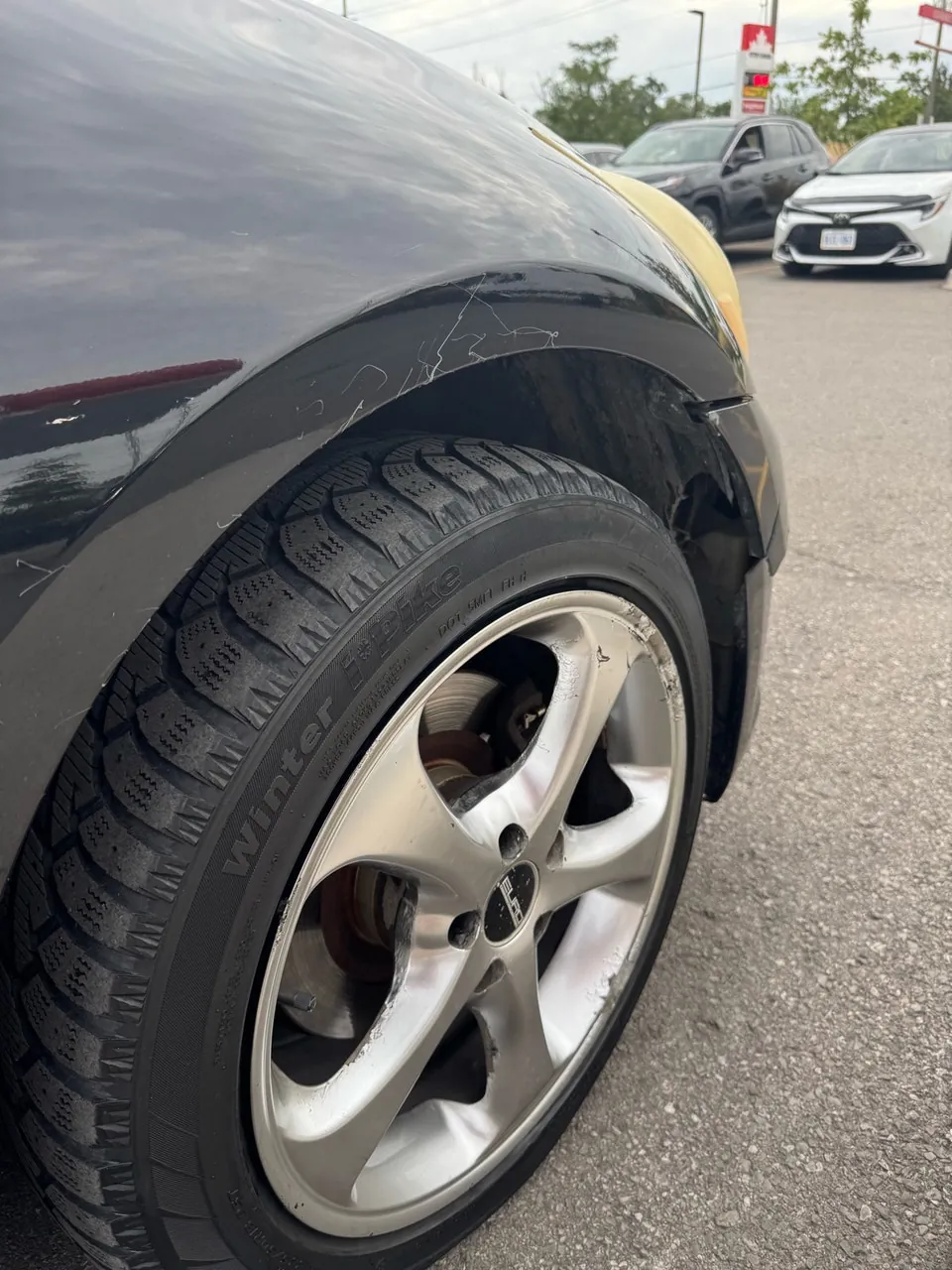 Infiniti G37X 2010 photo 4