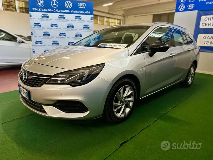 Opel Astra 2021 photo 2
