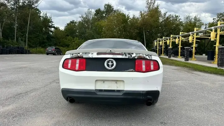 Ford Mustang 2012 photo 5