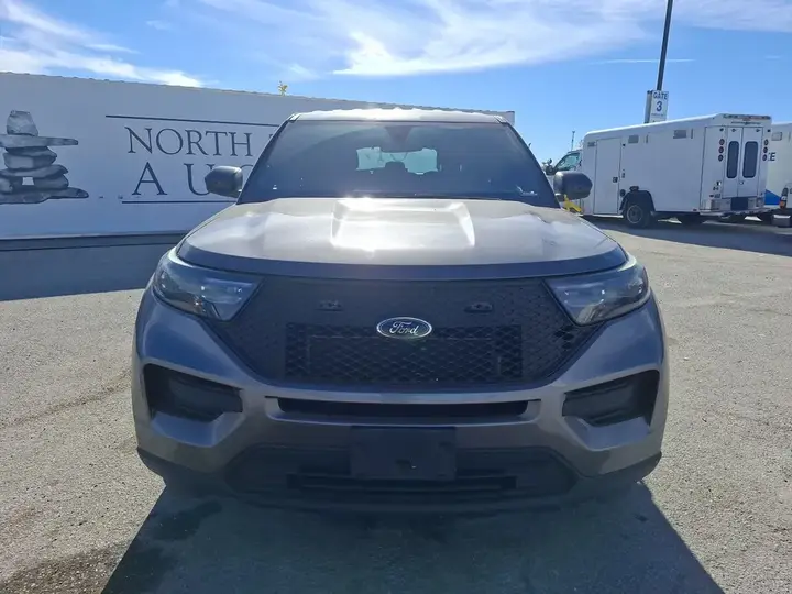 Ford Explorer 2020 photo 2