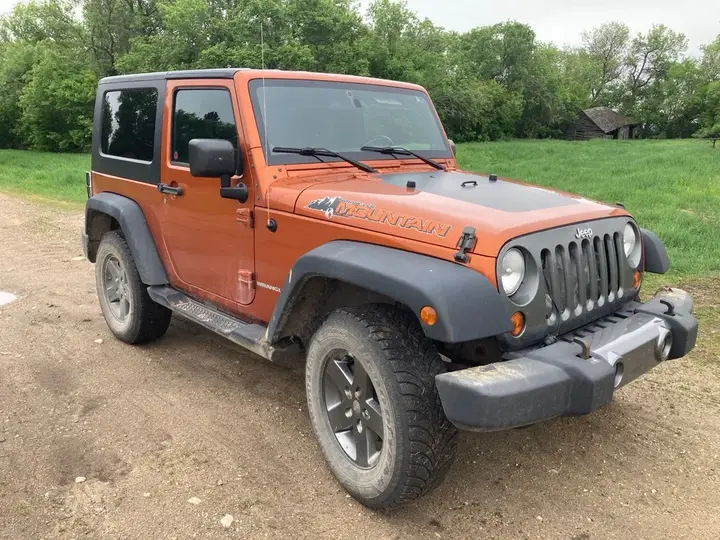 Jeep Wrangler 2010 photo 3