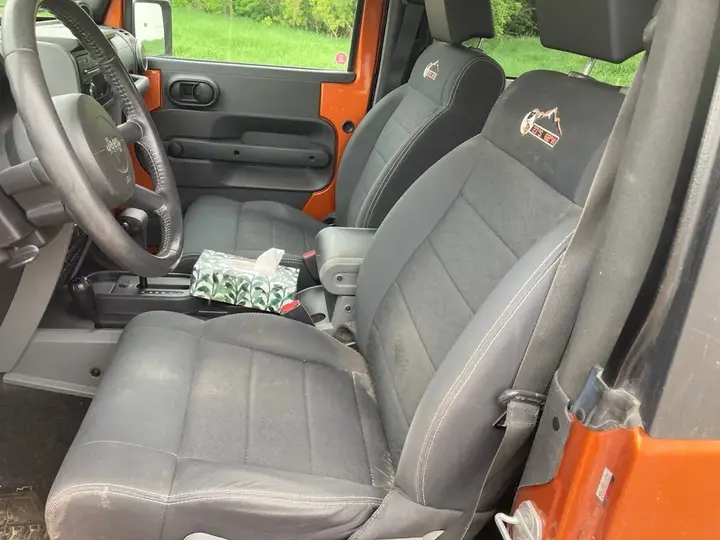 Jeep Wrangler 2010 photo 4
