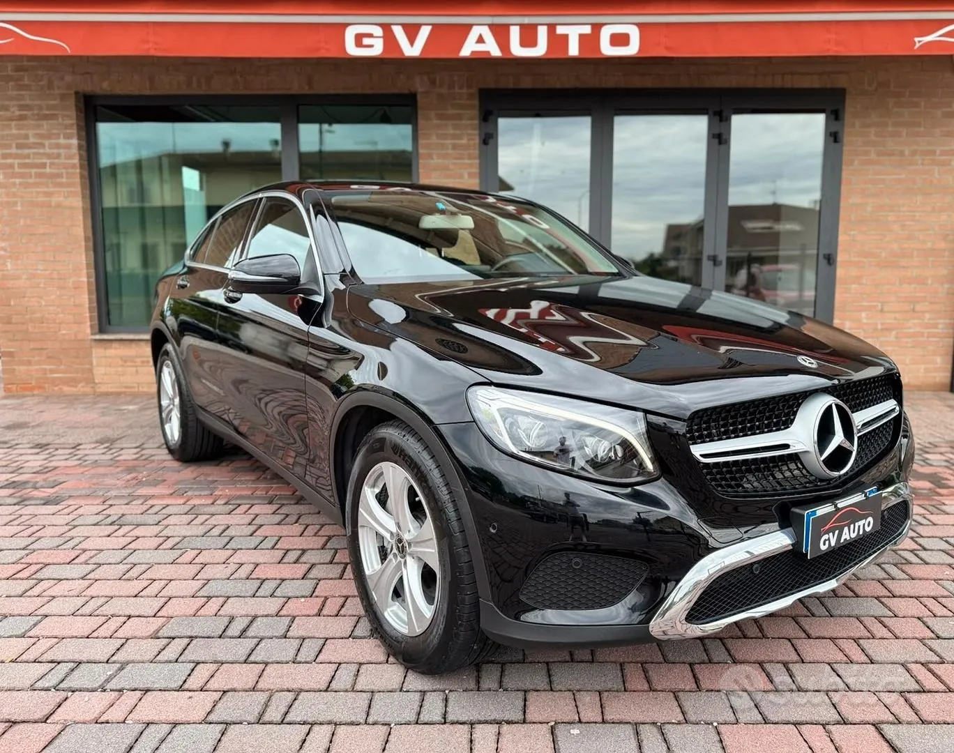 Mercedes-Benz Glc 2018 photo 3
