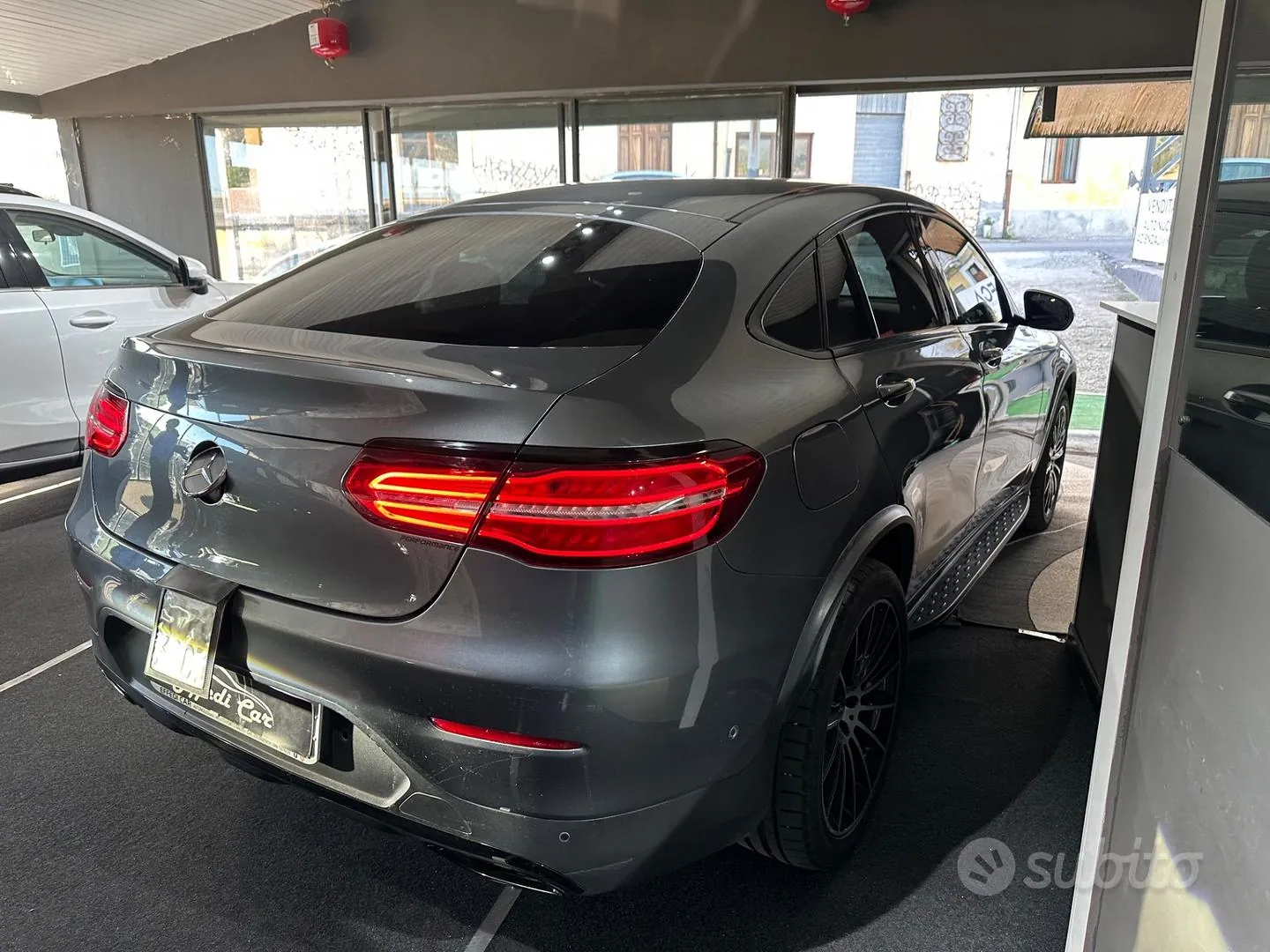 Mercedes-Benz Glc 2018 photo 5