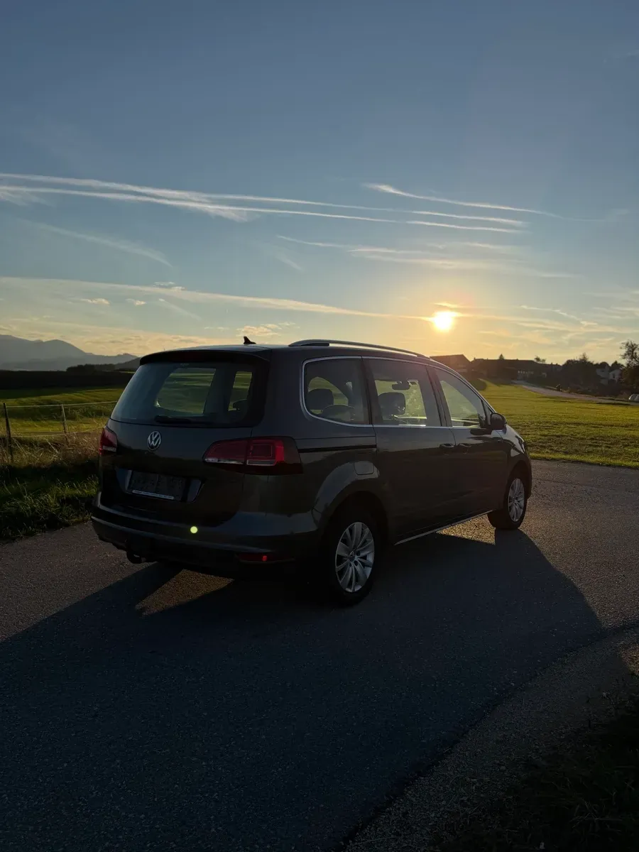 Volkswagen Sharan 2016 photo 3