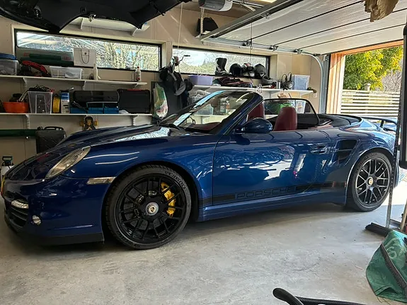 Porsche 911 Turbo S 2011 photo 3