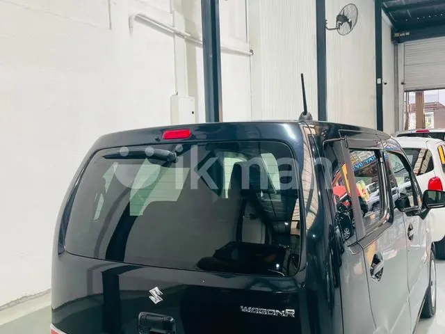 Suzuki Wagon R Fx 2024 photo 3