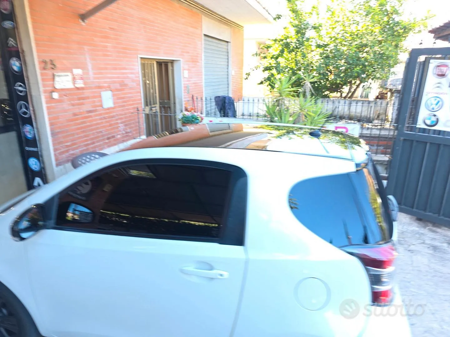 Toyota Iq 2013 photo 5