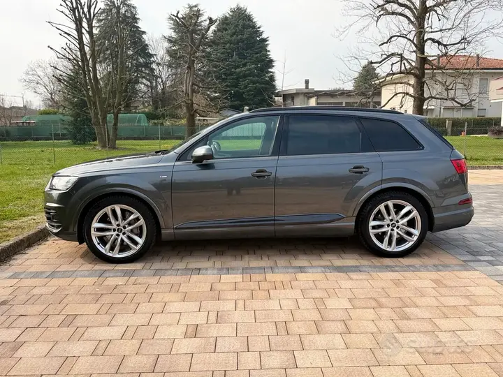 Audi Q7 2019 photo 5