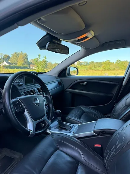 Volvo V70 2012 photo 4