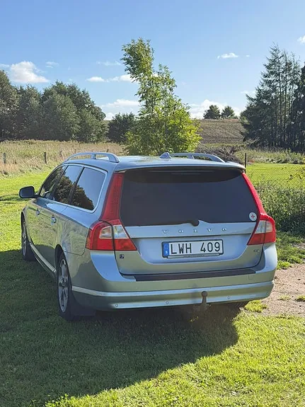 Volvo V70 2012 photo 3