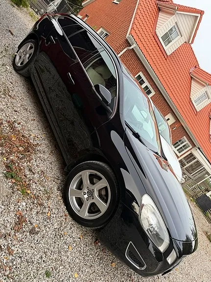 Volvo V60 2011 photo 2