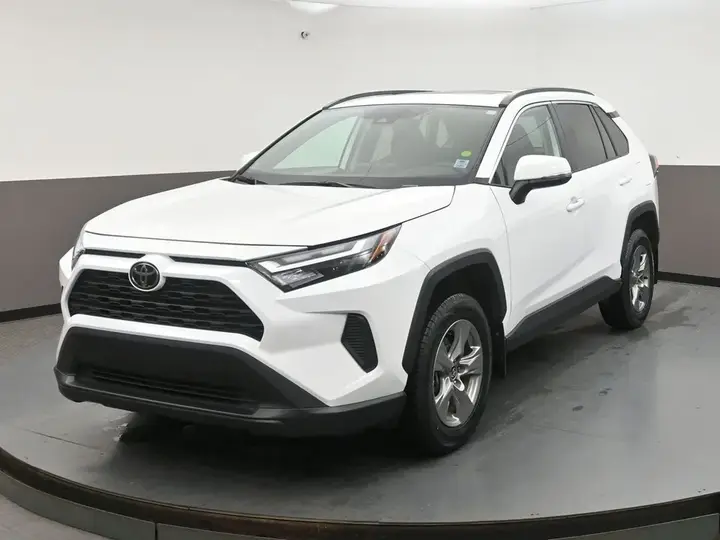 Toyota Rav4 2025 photo 3