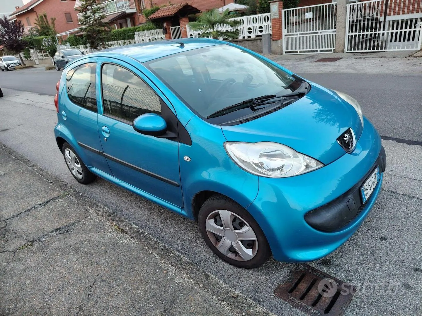 Peugeot 107 2006 photo 2