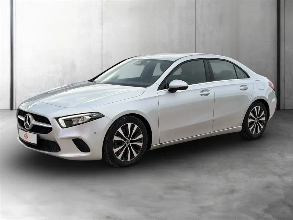 Mercedes-Benz A-Class 2022 photo 2