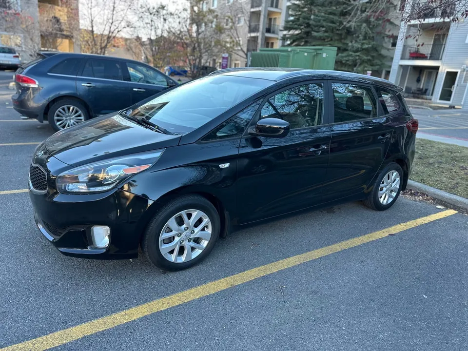 Kia Rondo 2017 photo 5