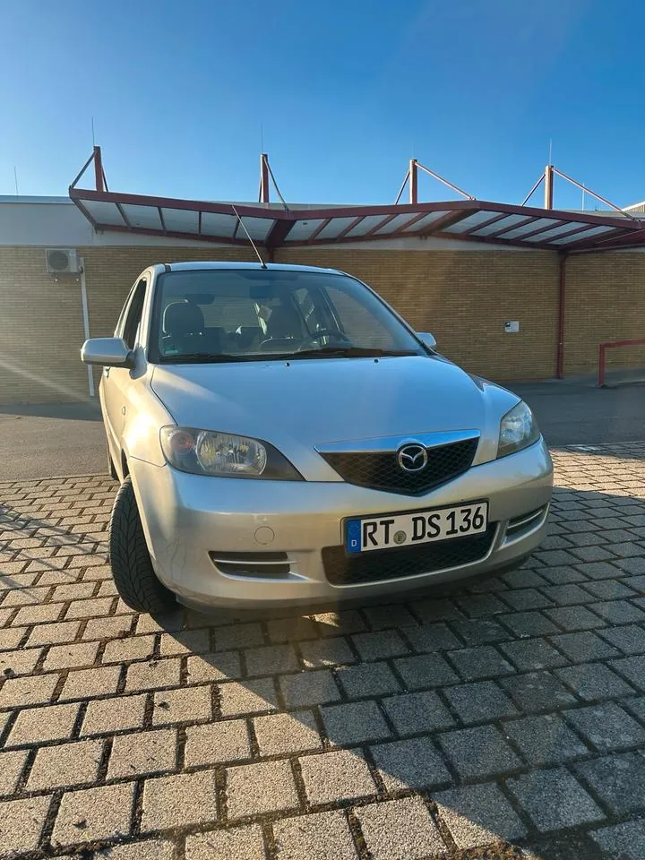 Mazda 2