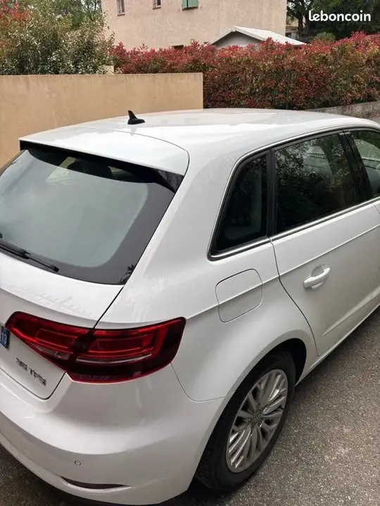 Audi A3 2019 photo 3